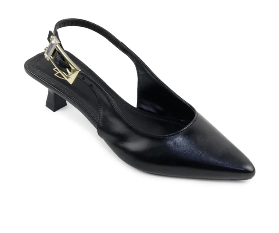 Slingback Santorine preto em detalhe